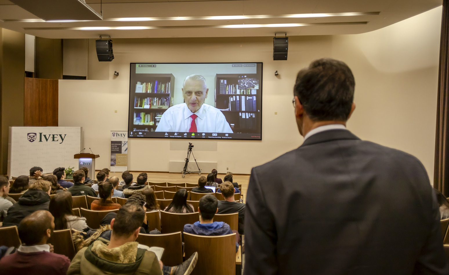 Arnold Van Den Berg_8