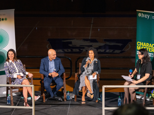 (L-R) Mona Malone, Rashid Wasti, and Jeannine Pereira chatting with Dusya Vera at HBA Leadership Day