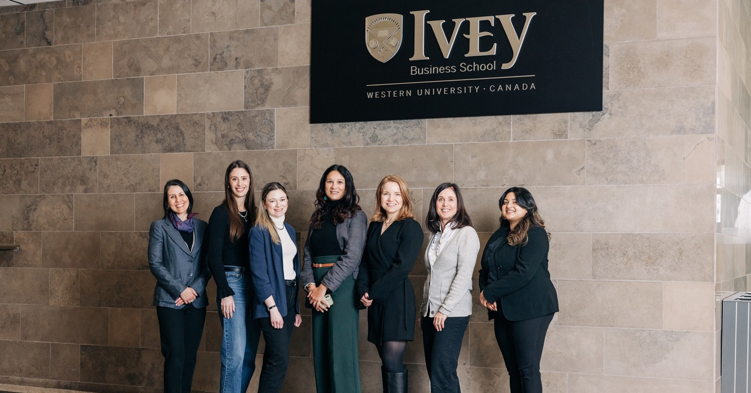 L-r: Zoe Kinias, Danielle Ferrone, HBA ’11 (GEM Mentor), Jessica Downey, EMBA ’24 (GEM Mentor), Barnini Bhattacharyya, Kim Randall, Sarah Morgenstern, and Havina Rajeswaran